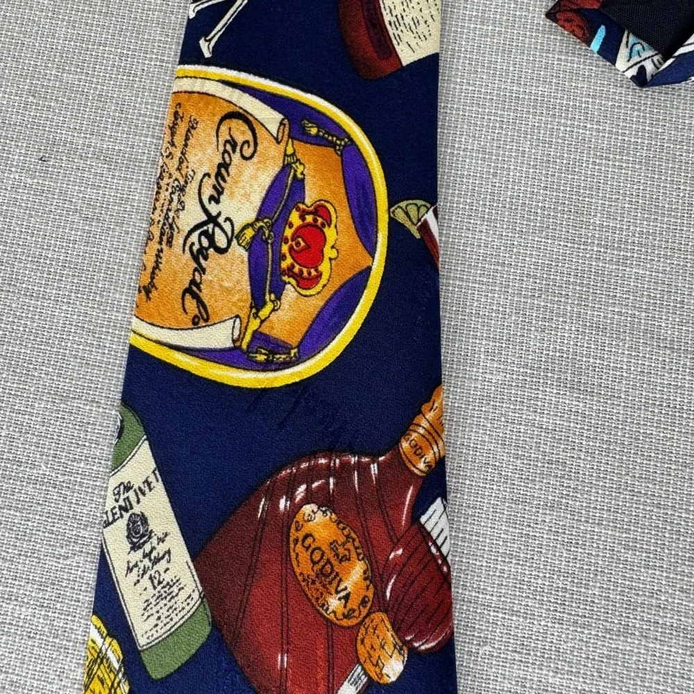 Vintage Nicole Miller Seagrams silk‎ tie 1994